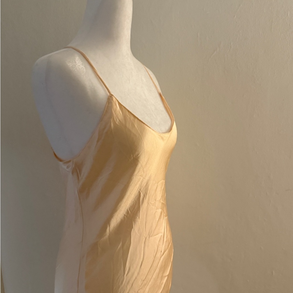 Vintage Stunning Light Peach Silk Slipdress. Size Small/Medium - Picture 9 of 13